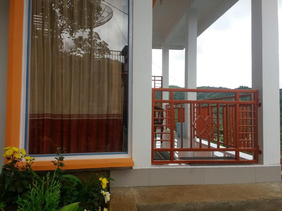 Bintang Bungalow Tour & Travel Kelimutu Exterior photo