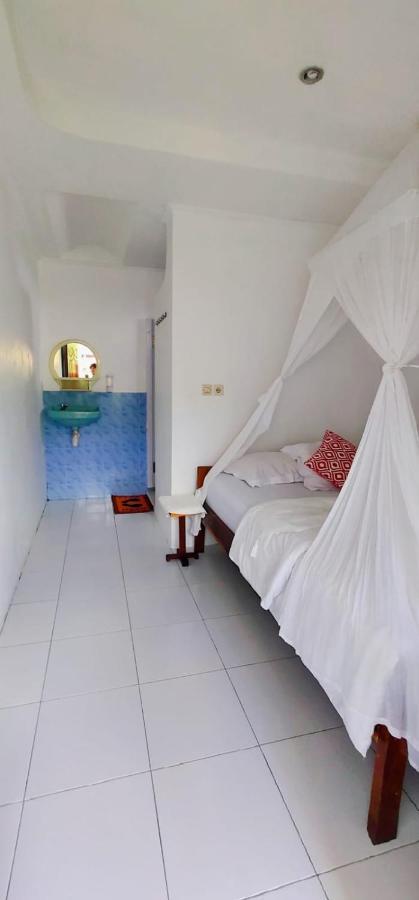 Bintang Bungalow Tour & Travel Kelimutu Exterior photo